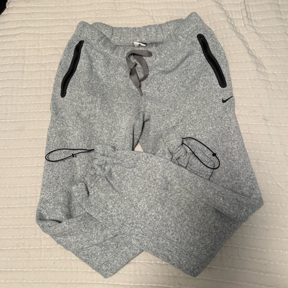 Nike Heather Gray sweatpants